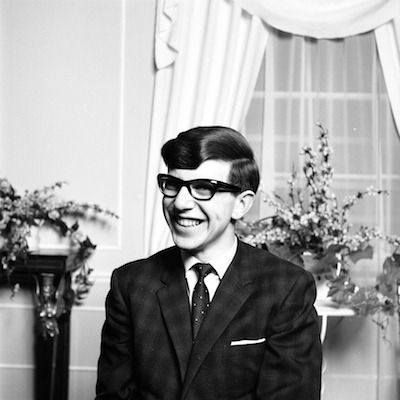 Stephen-Hawking-Date-17-05-1963